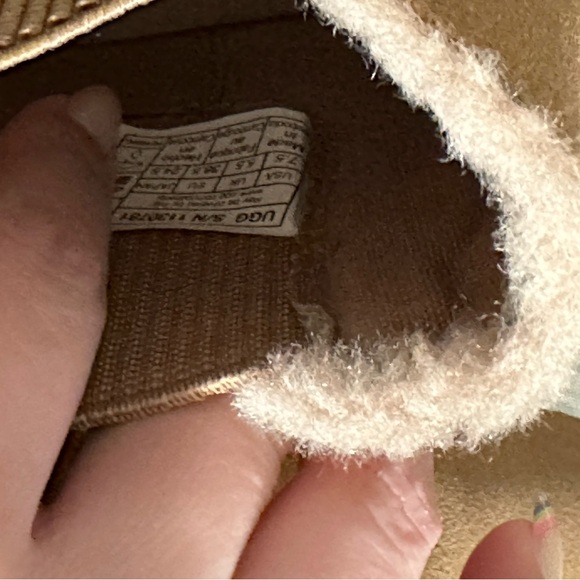 UGG Alameda Chelsea WOMENS 7.5 - Picture 5 of 12